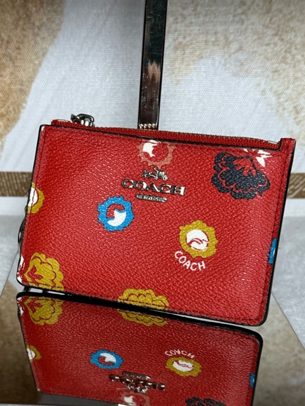 Coach Carmine Wild Prairie card case - Picture 2 of 2